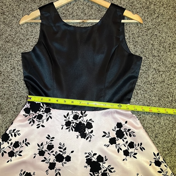 Rare Editions girl’s pink and black dress - Picture 8 of 9